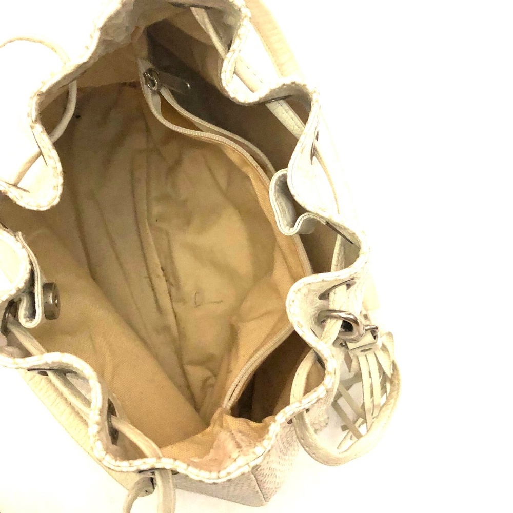 Handbag - Picture 7 of 8